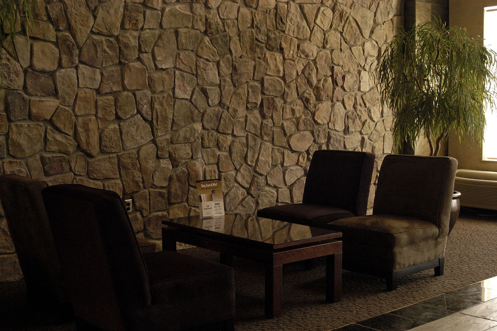 Sandman Hotel & Suites Риджайна Екстериор снимка
